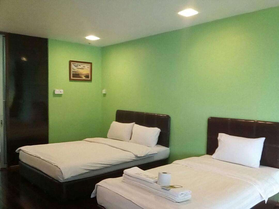 J Residence Kampong Kundassan Habitación foto