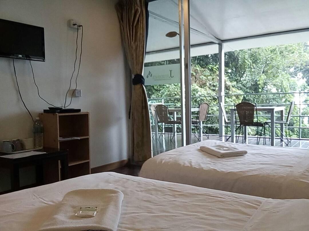 J Residence Kampong Kundassan Habitación foto