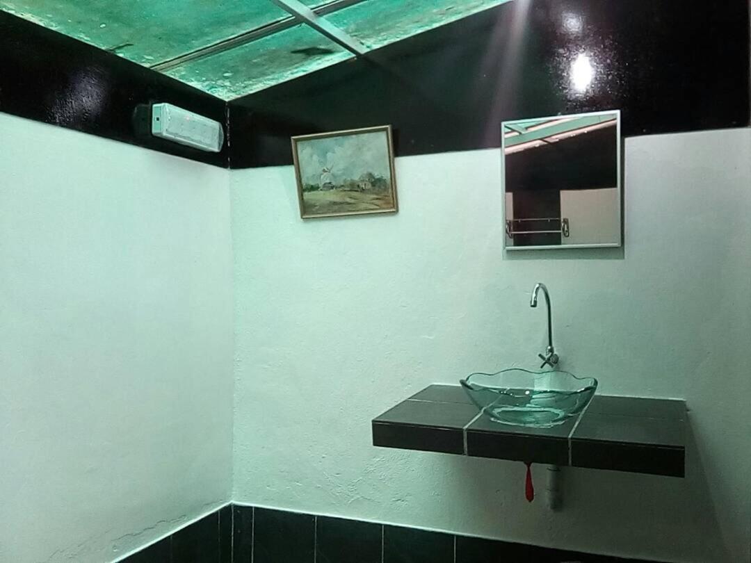 J Residence Kampong Kundassan Habitación foto